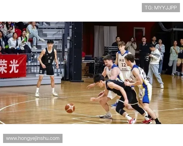 聚焦篮球明星成长轨迹与赛场传奇故事全景呈现影响时代风云群星辉