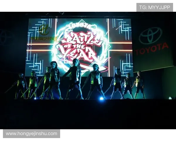 杭州街舞队在世界攀岩锦标赛中以100分领先其他队伍展现强大实力