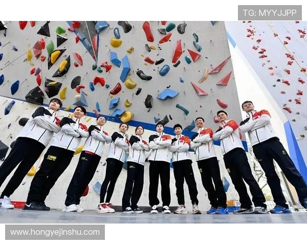 重庆攀岩队在全国攀岩耐力排行榜中荣获第二名的辉煌成绩