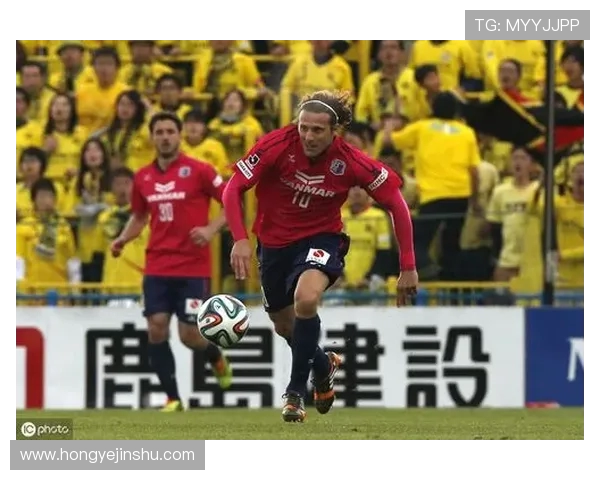 广岛三箭与鹿岛鹿角的激烈对决揭示日本足球的魅力与竞争力